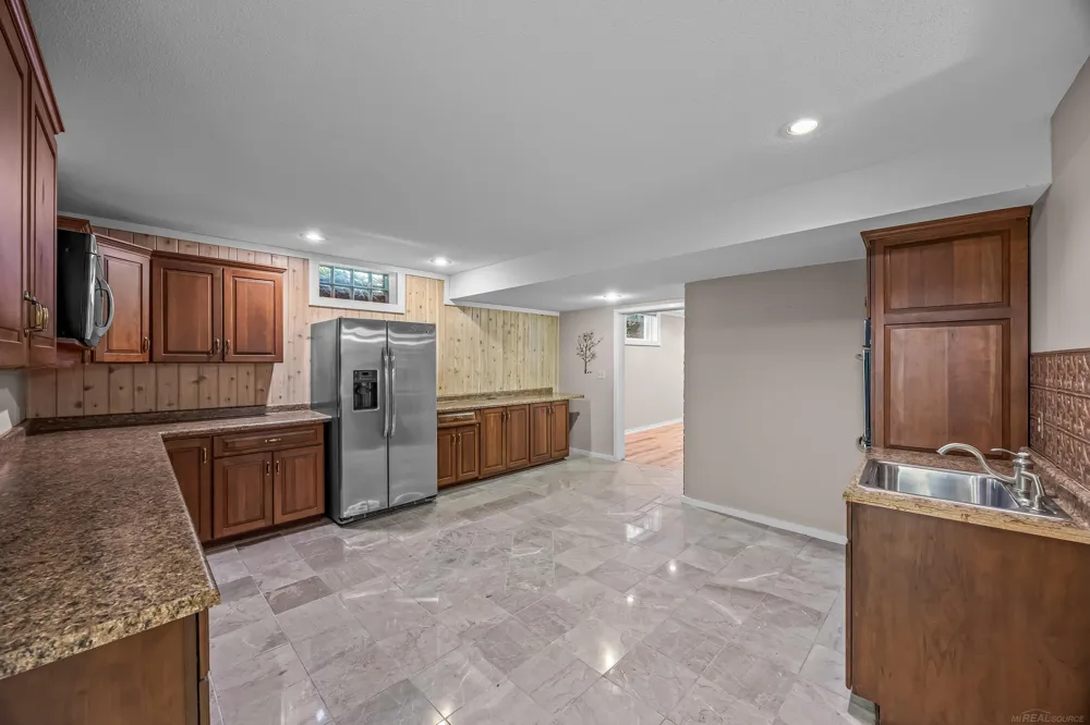 4308 Lin Nan Lane Muskegon City, MI 49441