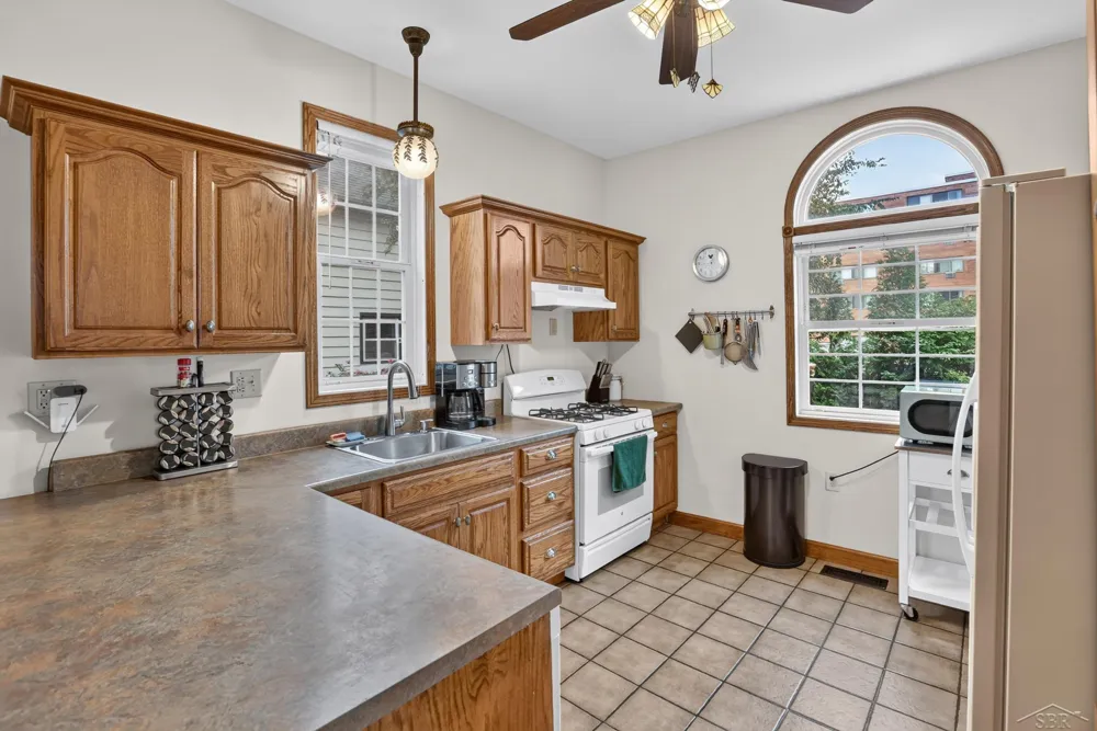 911 McKinley Avenue Bay City City, MI 48708