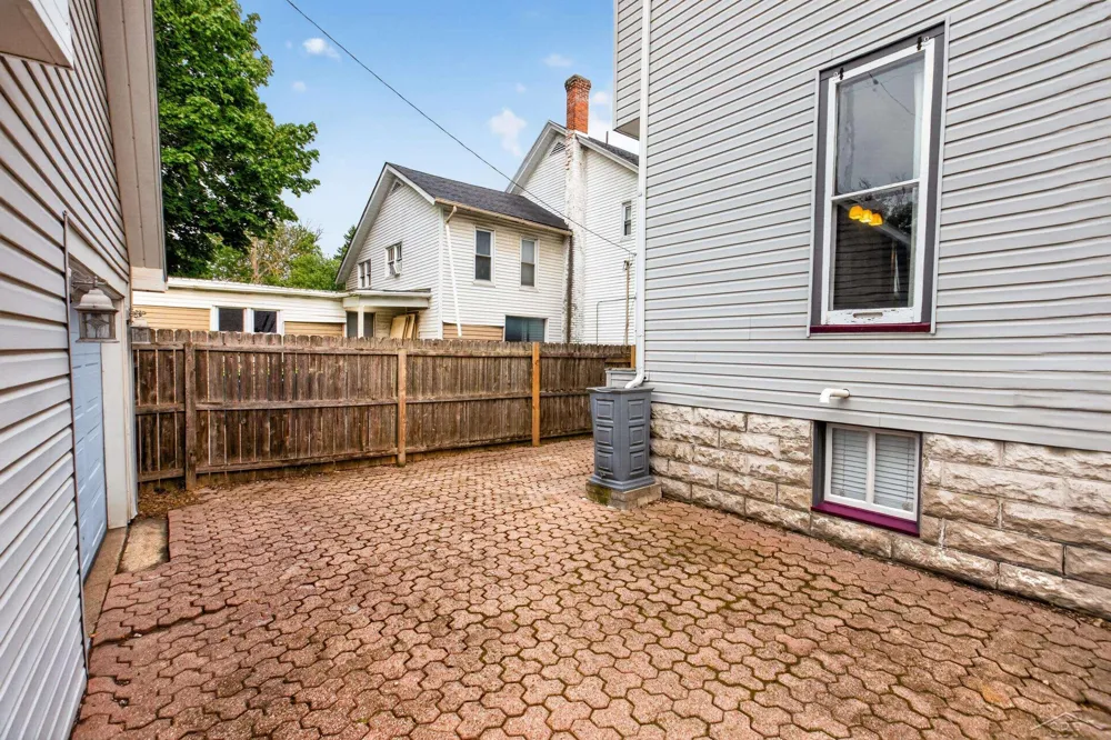 911 McKinley Avenue Bay City City, MI 48708