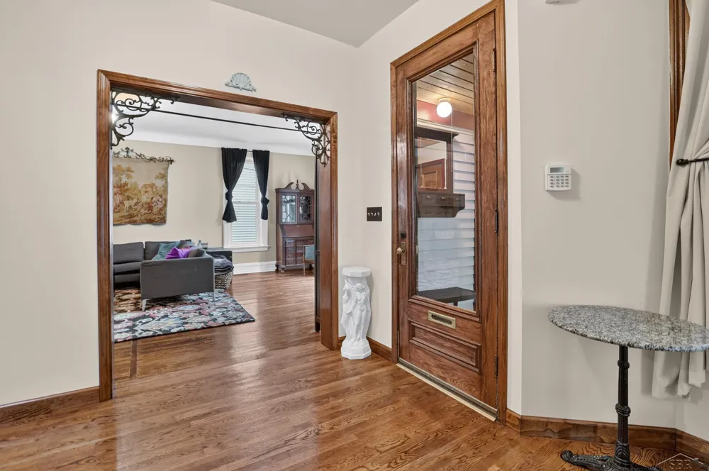 911 McKinley Avenue Bay City City, MI 48708