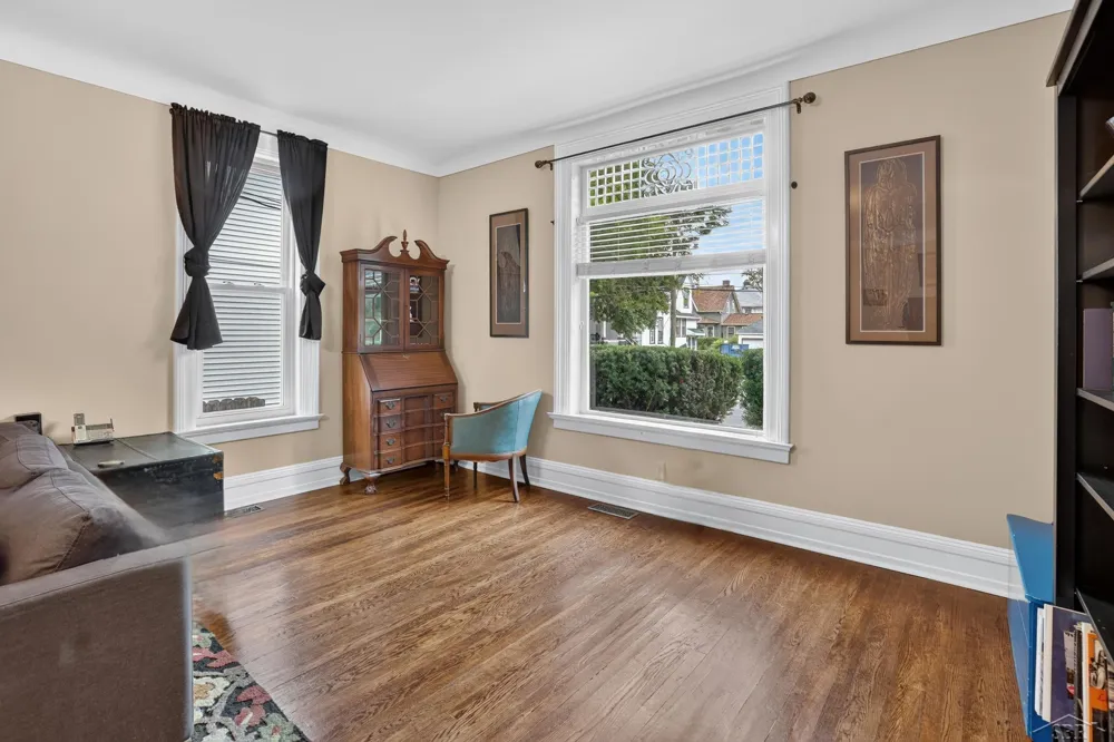 911 McKinley Avenue Bay City City, MI 48708