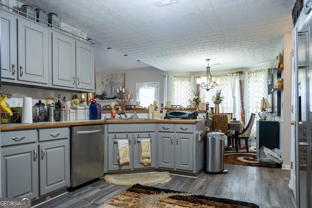328 Black Willow CT Locust Grove, GA 30248