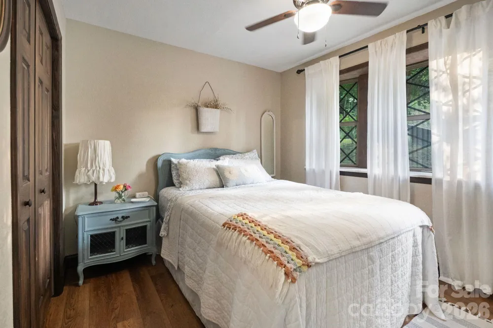 1754 Lake Tahoma Road Marion, NC 28752