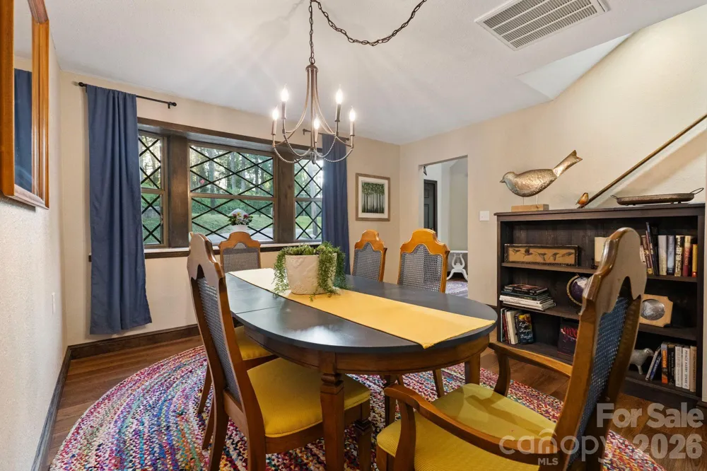 1754 Lake Tahoma Road Marion, NC 28752