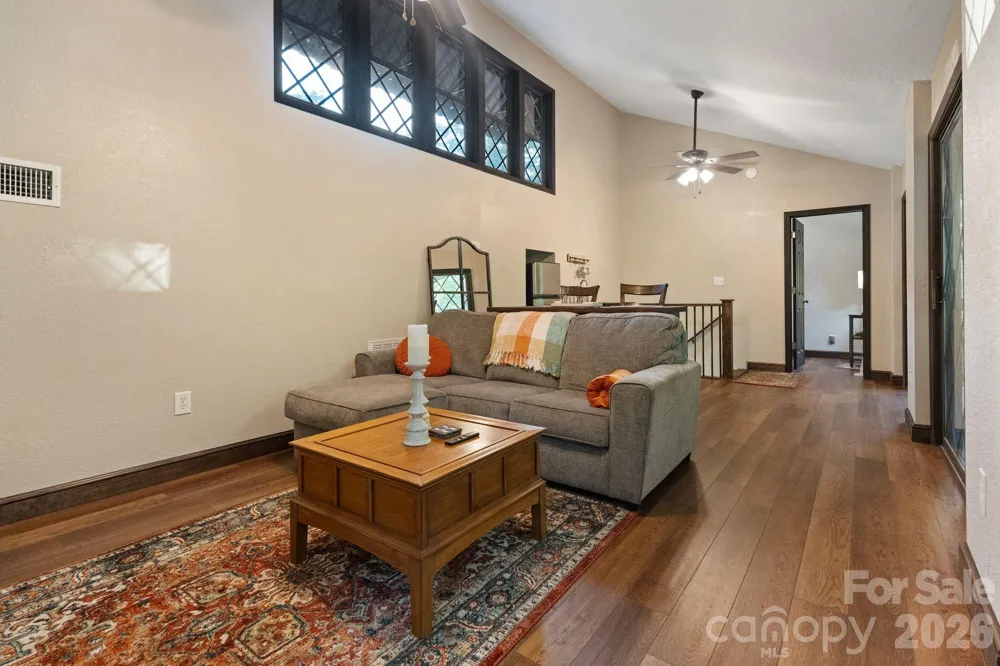 1754 Lake Tahoma Road Marion, NC 28752