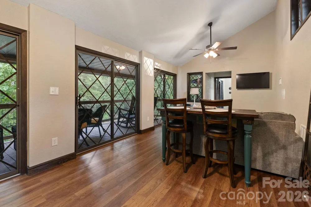 1754 Lake Tahoma Road Marion, NC 28752