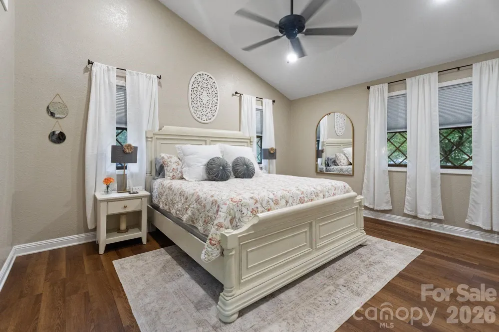 1754 Lake Tahoma Road Marion, NC 28752