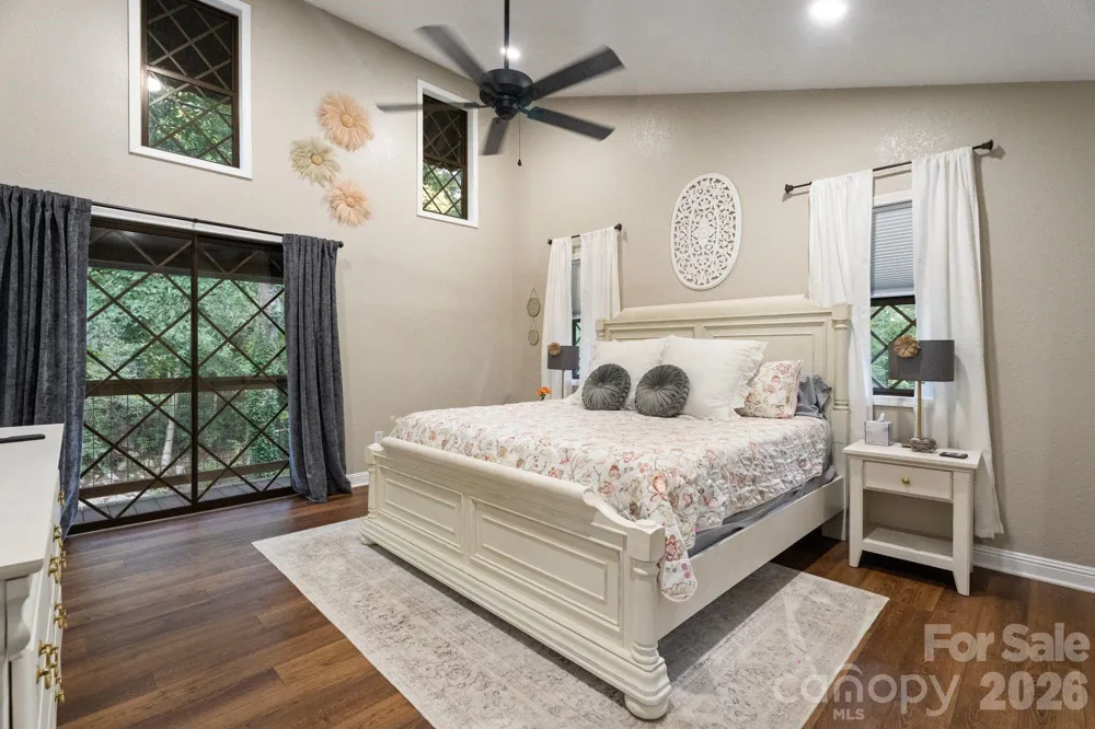 1754 Lake Tahoma Road Marion, NC 28752