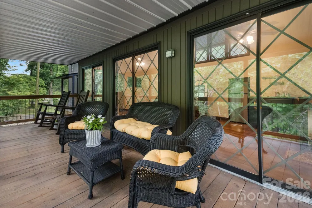 1754 Lake Tahoma Road Marion, NC 28752