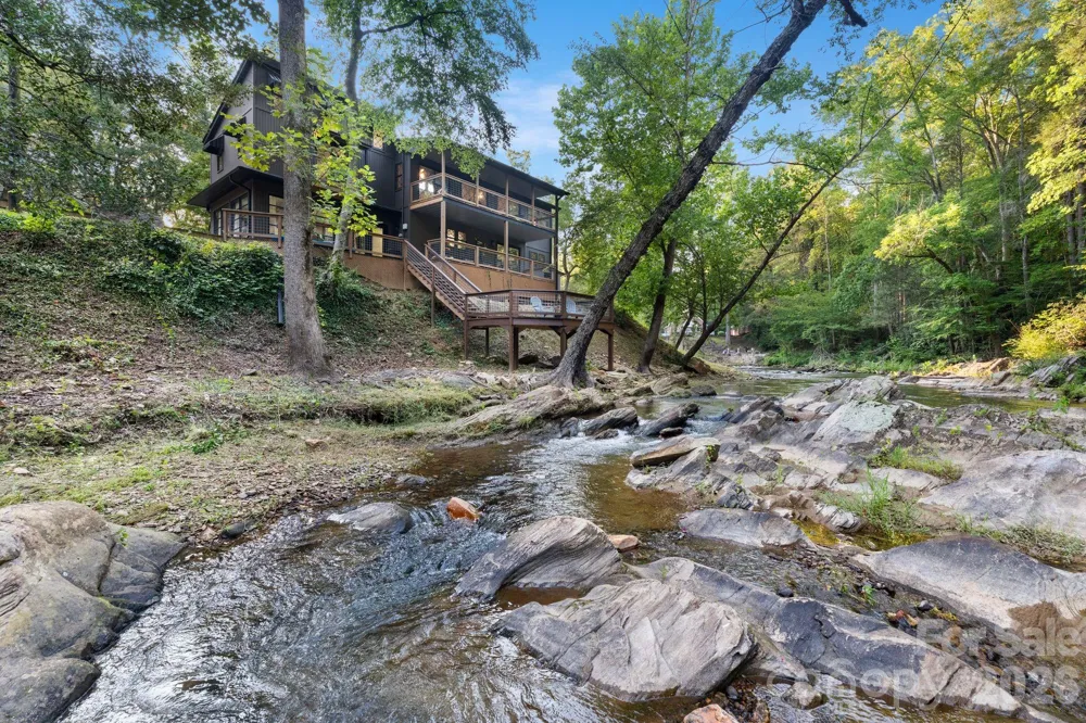 1754 Lake Tahoma Road Marion, NC 28752