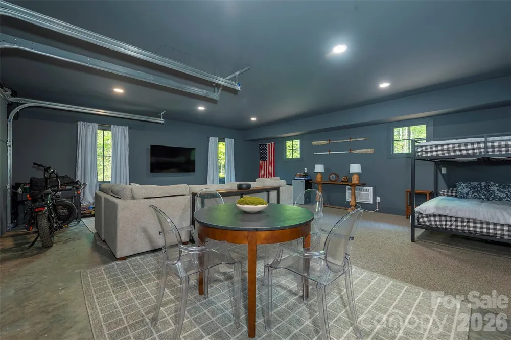1156 Campbells Trace Nebo, NC 28761