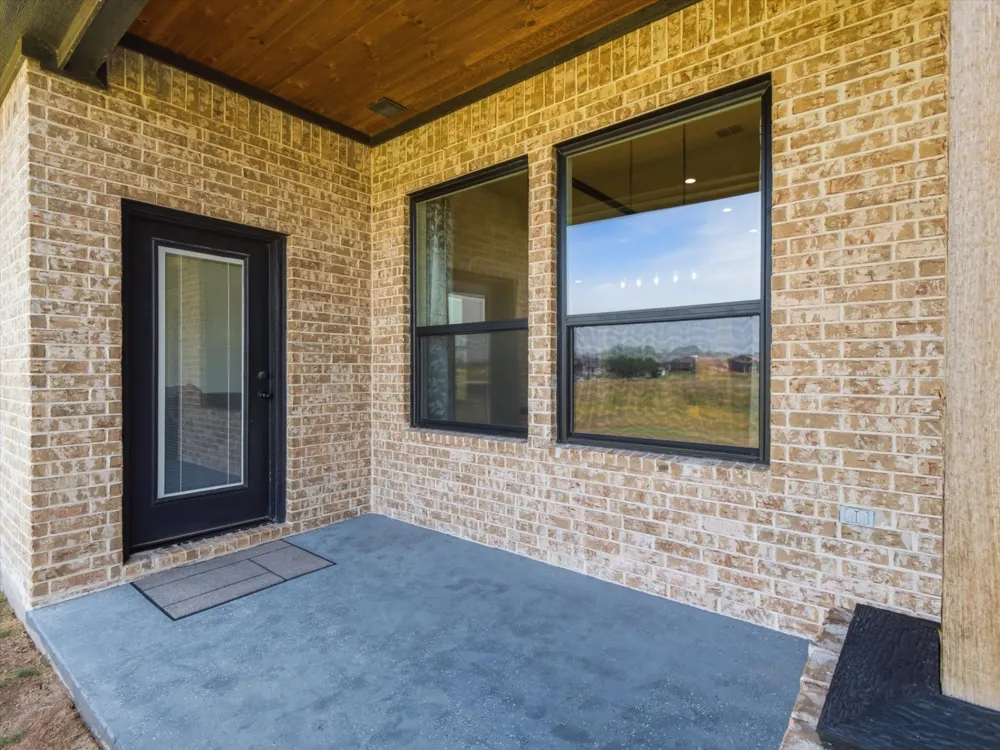 1115 Pioneer Crossing Weatherford, TX 76088