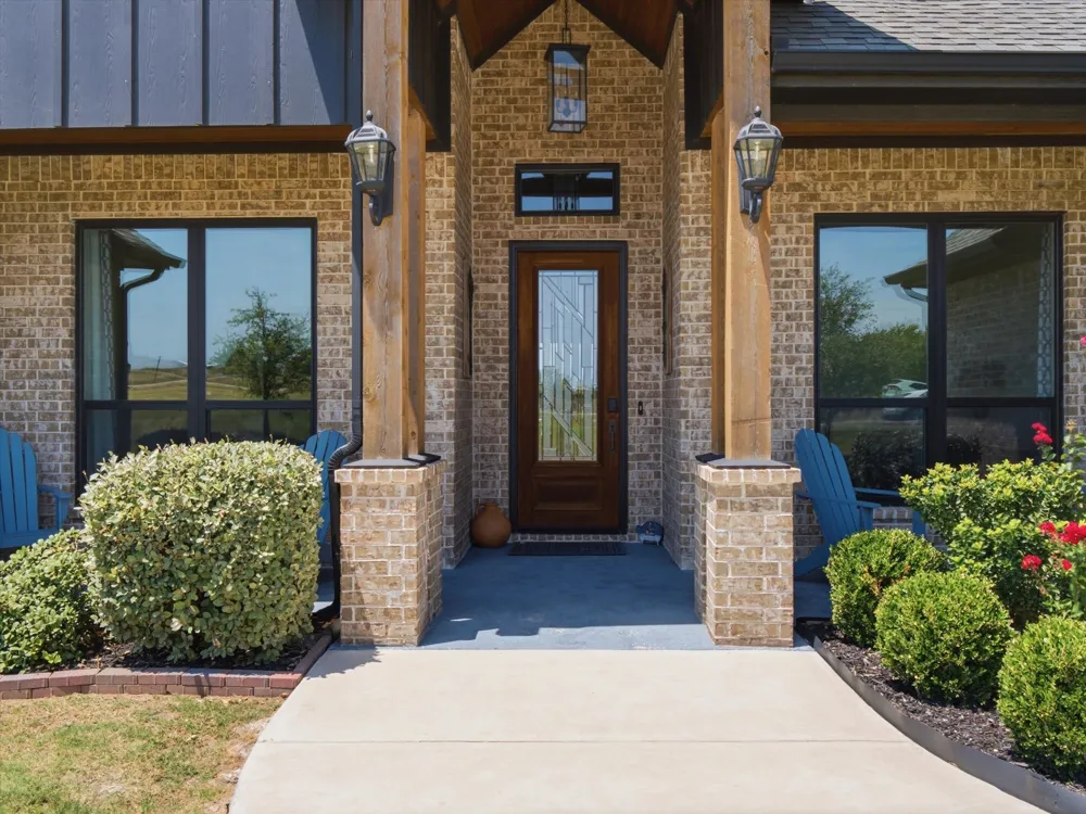 1115 Pioneer Crossing Weatherford, TX 76088