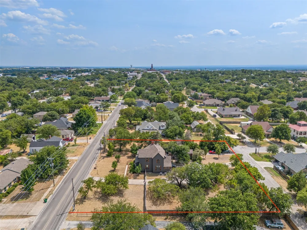 1005 Trinity Street Decatur, TX 76234