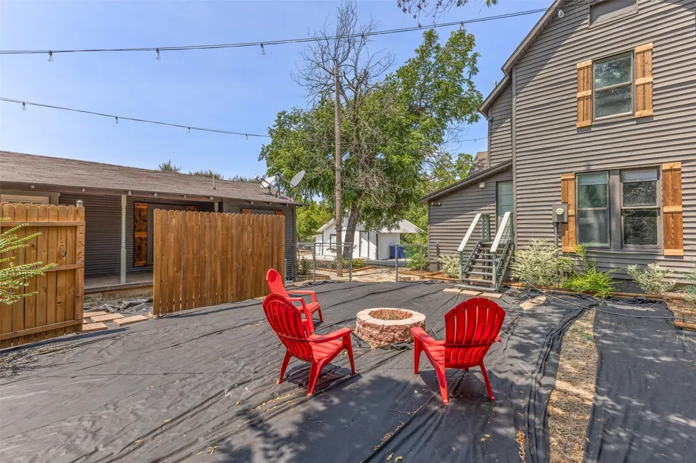 1005 Trinity Street Decatur, TX 76234