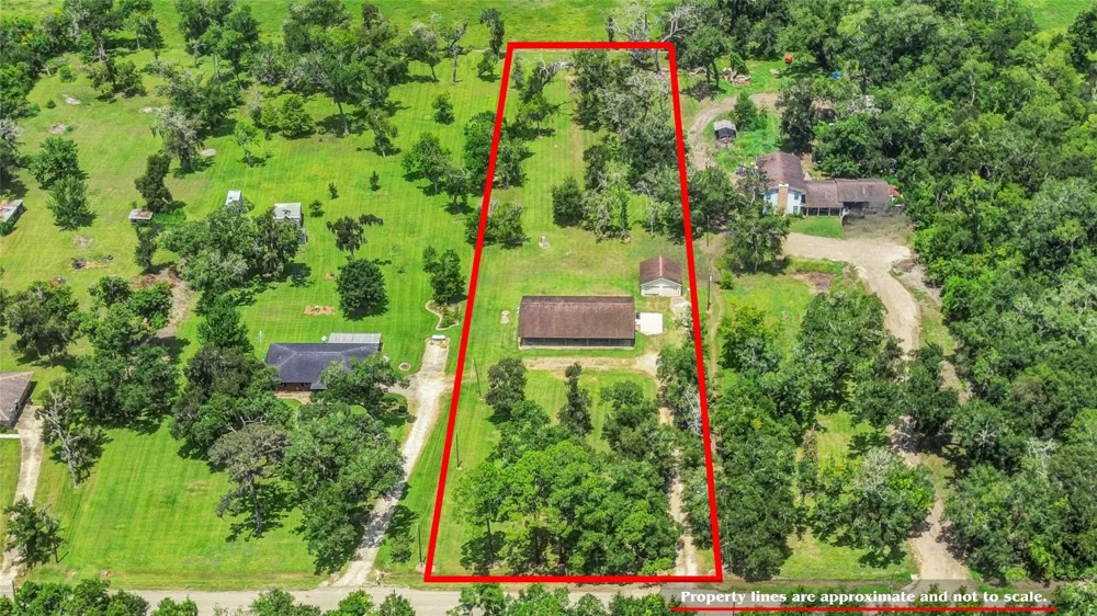 6192 County Road 803 Sweeny, TX 77480