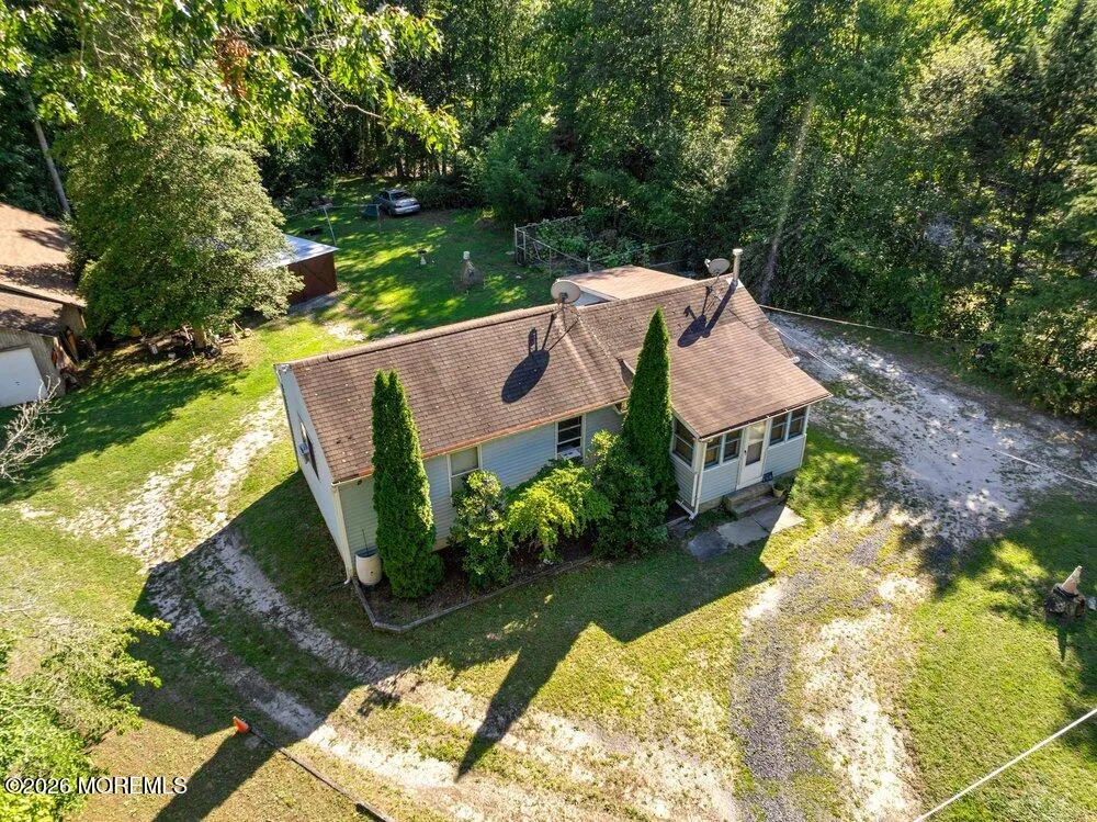 299 Metedeconk Trail Jackson, NJ 08527