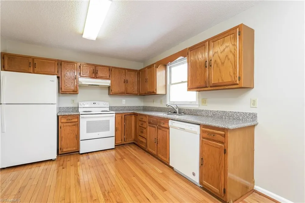 801 Fox Run Drive Lewisville, NC 27023