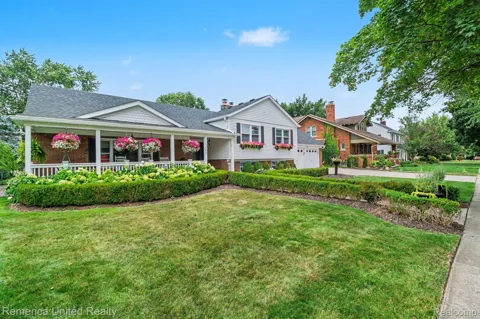 1328 W Ann Arbor Trail