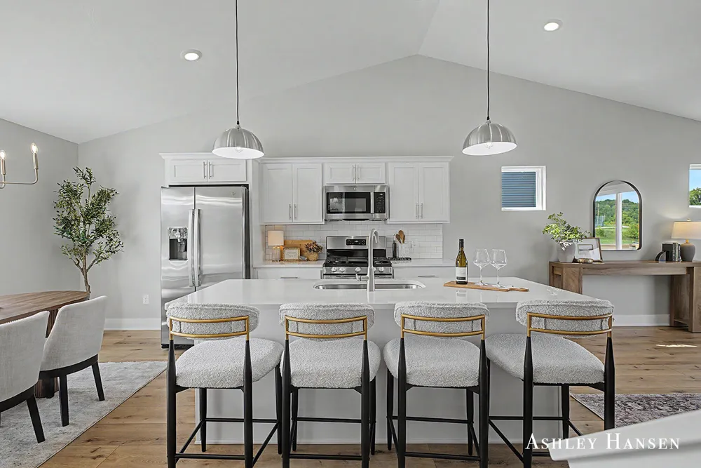 117 Chase NW Kent City Village, MI 49330