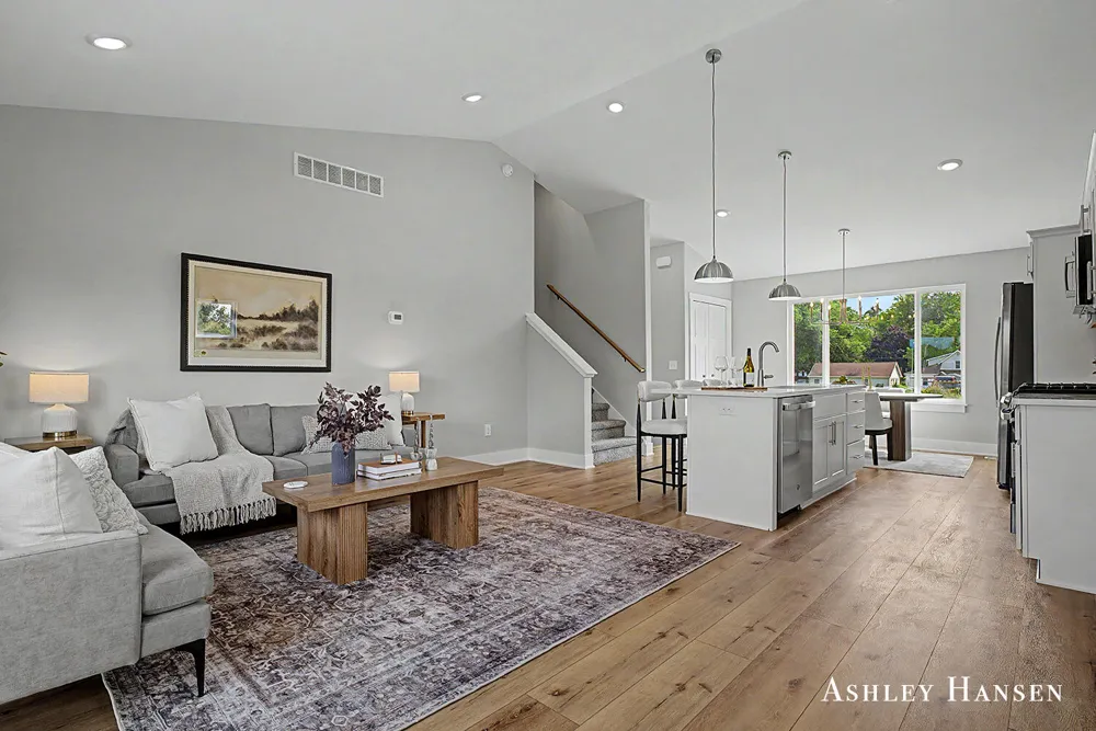 117 Chase NW Kent City Village, MI 49330