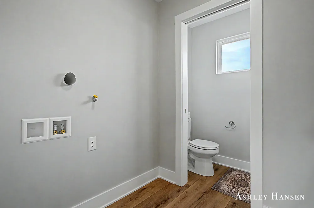 117 Chase NW Kent City Village, MI 49330