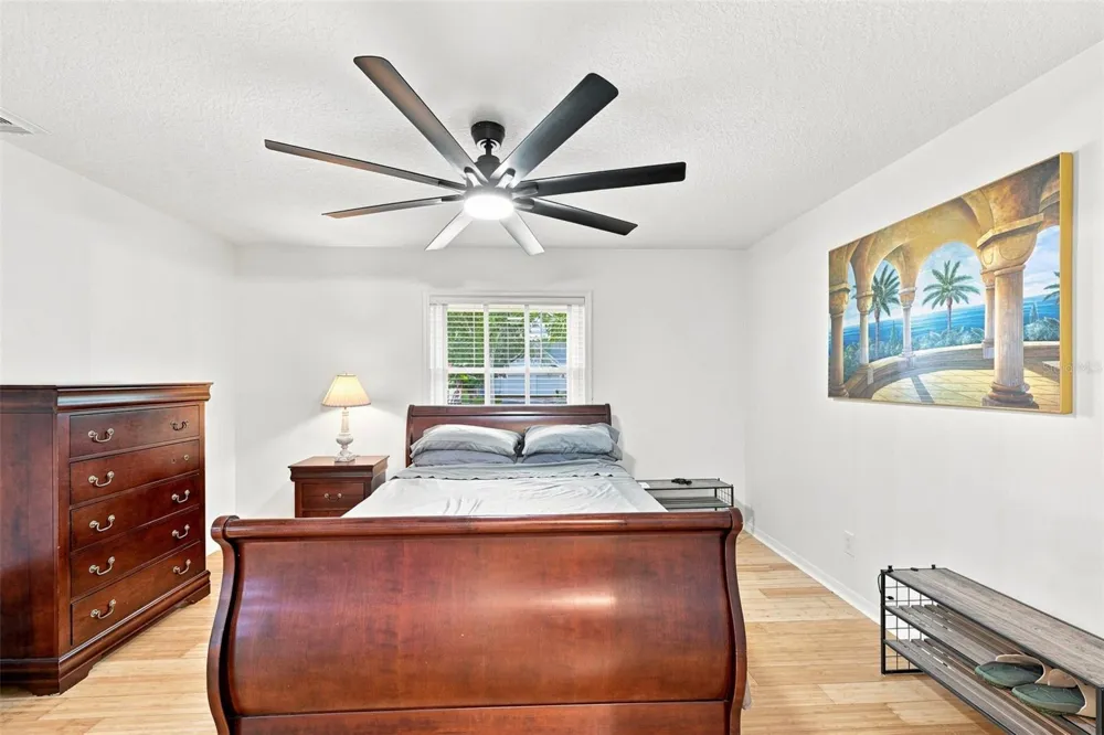 2107 W FORE DRIVE Tampa, FL 33612