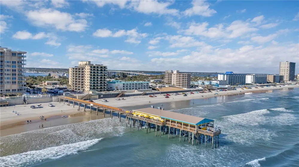 3647 S ATLANTIC AVENUE #407 Daytona Beach, FL 32118