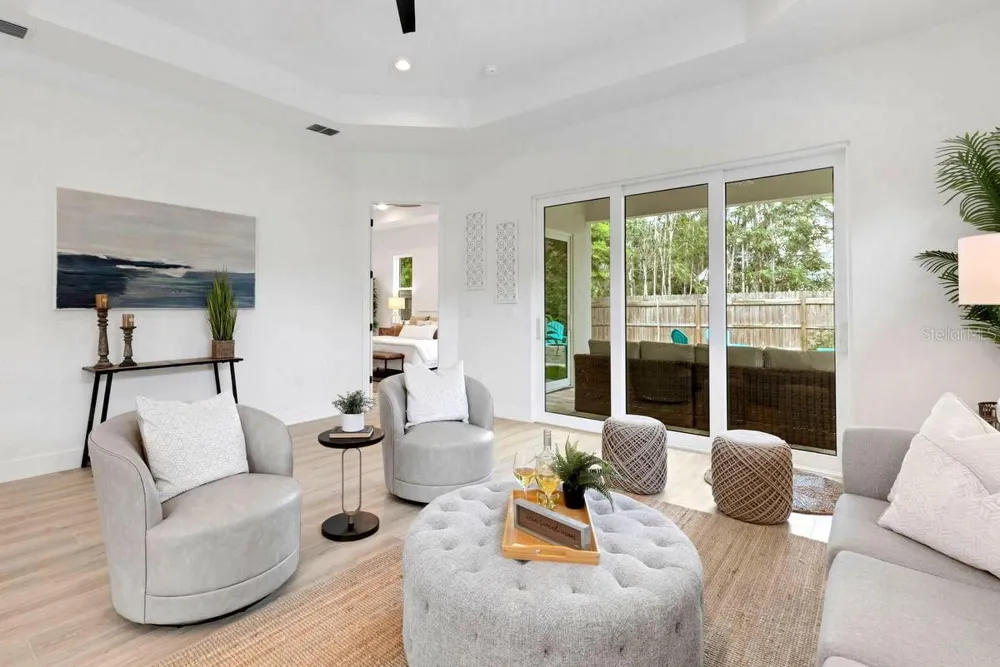 439 LOUDEN AVENUE Dunedin, FL 34698