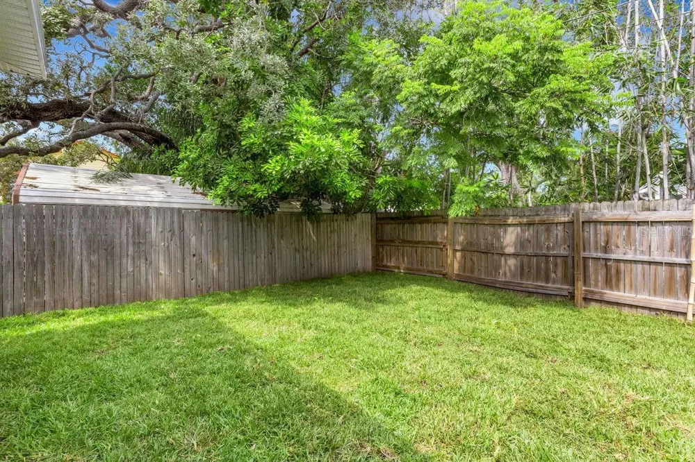 439 LOUDEN AVENUE Dunedin, FL 34698