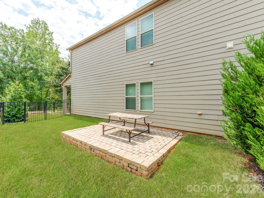 438 Nixon Road Belmont, NC 28012