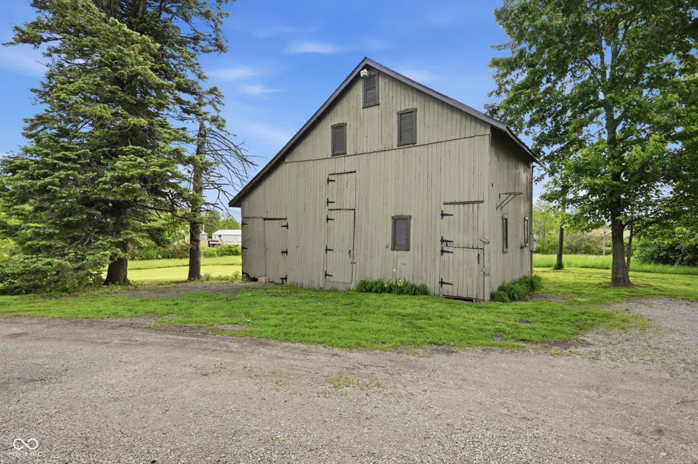 607 S Main Street Farmland, IN 47340