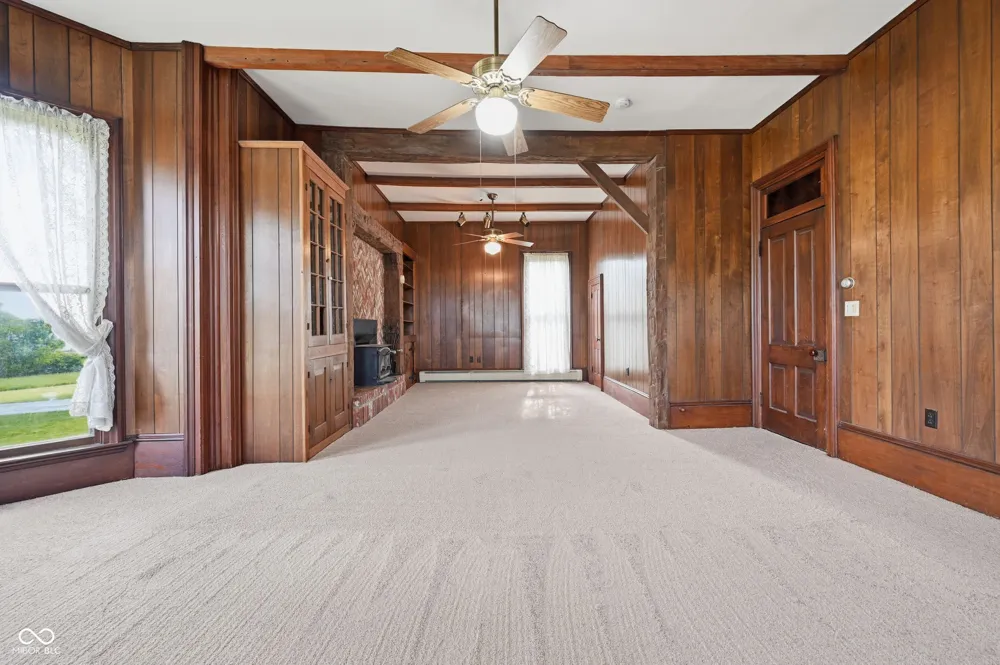 607 S Main Street Farmland, IN 47340