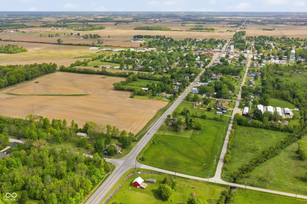 607 S Main Street Farmland, IN 47340