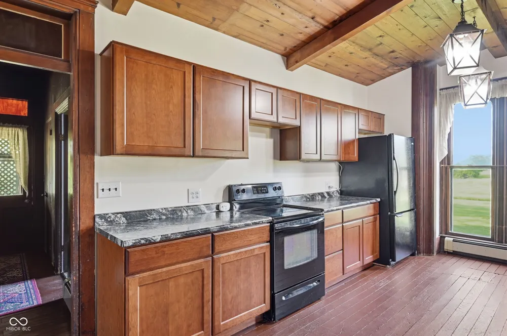 607 S Main Street Farmland, IN 47340