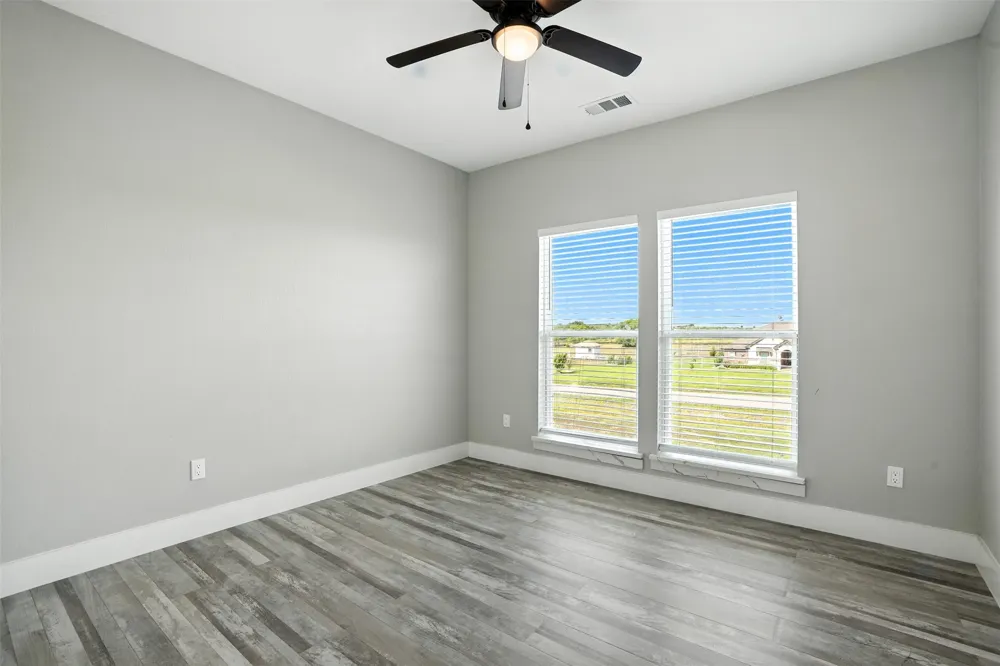 7271 Michelle Point Krum, TX 76249