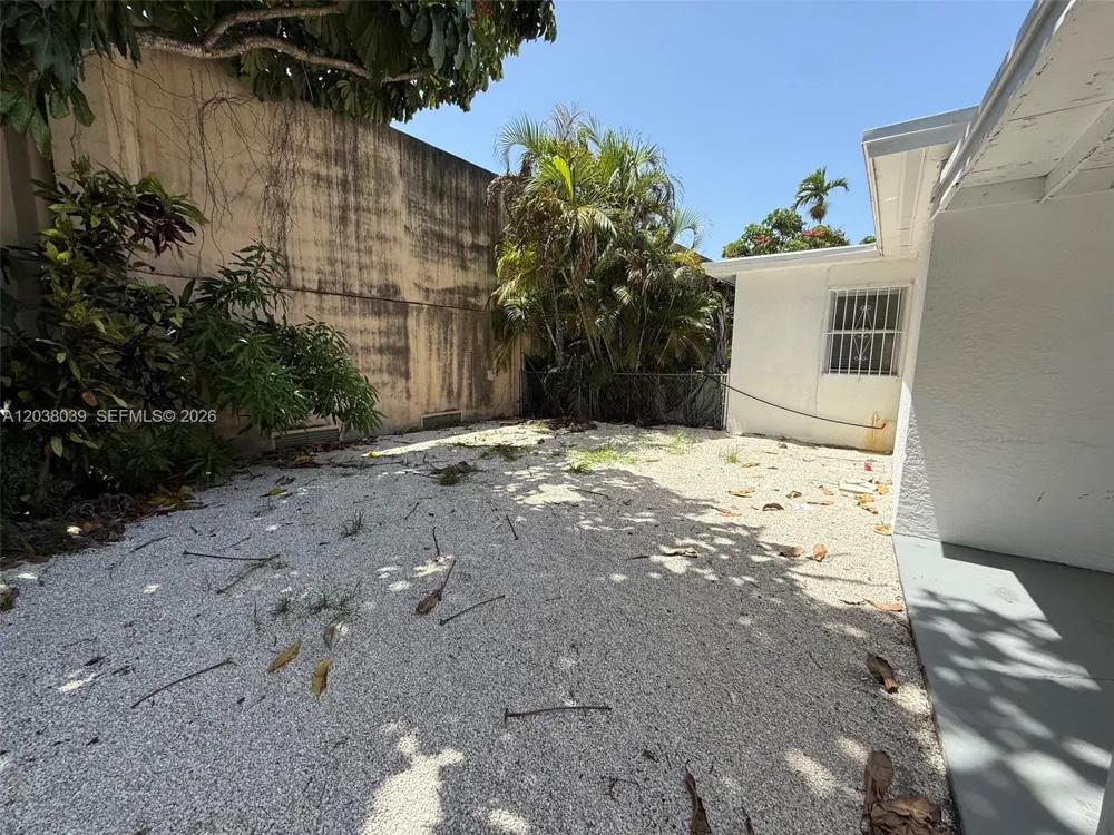 600 NW 116th Ter #1 Miami, FL 33168