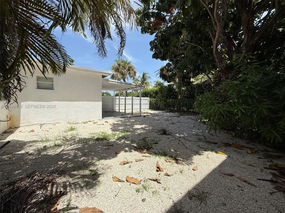 600 NW 116th Ter #1 Miami, FL 33168