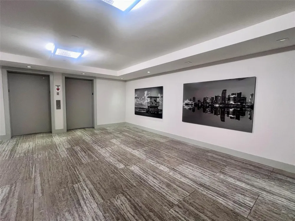 729 NW 2 STREET #605 Miami, FL 33128
