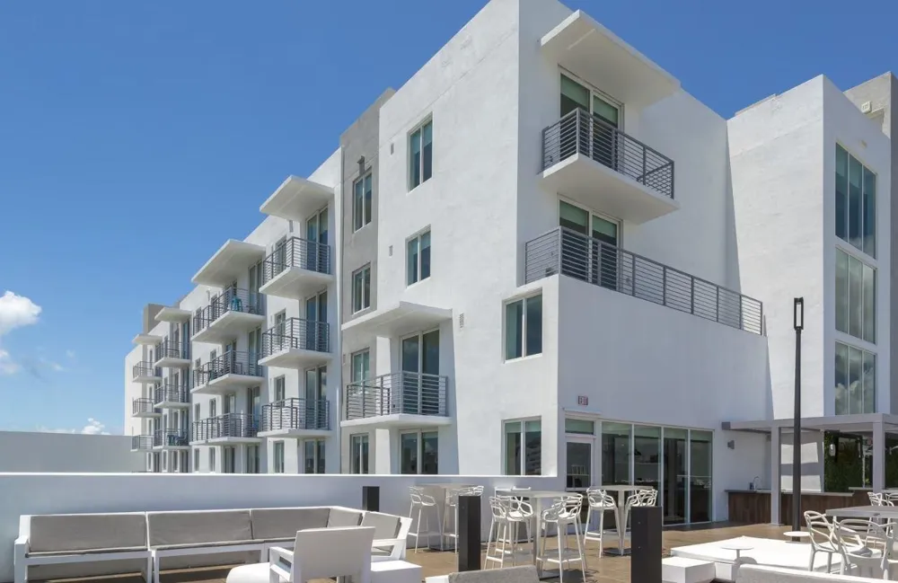 729 NW 2 STREET #605 Miami, FL 33128