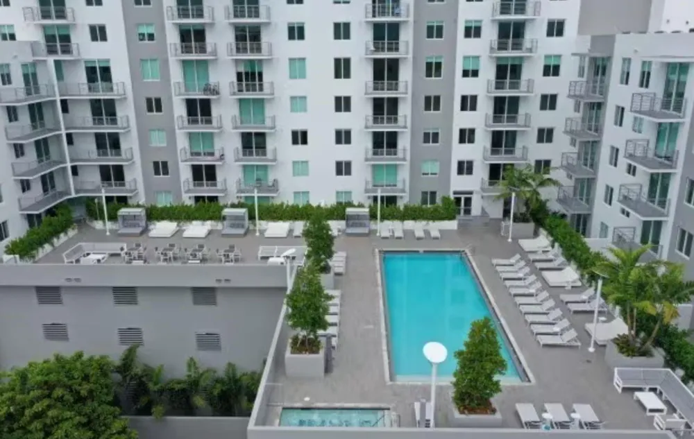 729 NW 2 STREET #605 Miami, FL 33128
