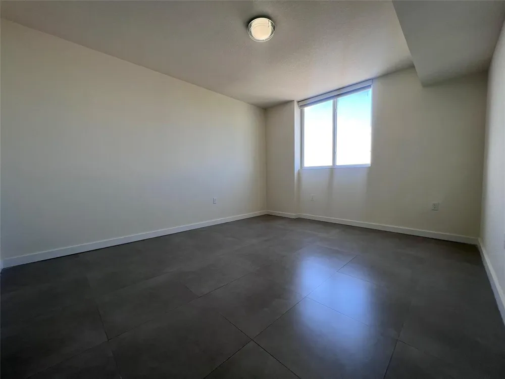 729 NW 2 STREET #605 Miami, FL 33128