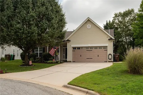 2216 Alamar Court