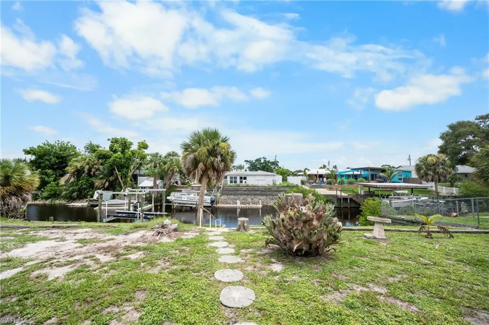Address Not Shown Englewood, FL 34224