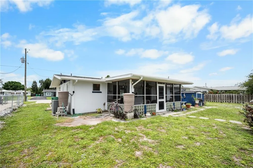 Address Not Shown Englewood, FL 34224