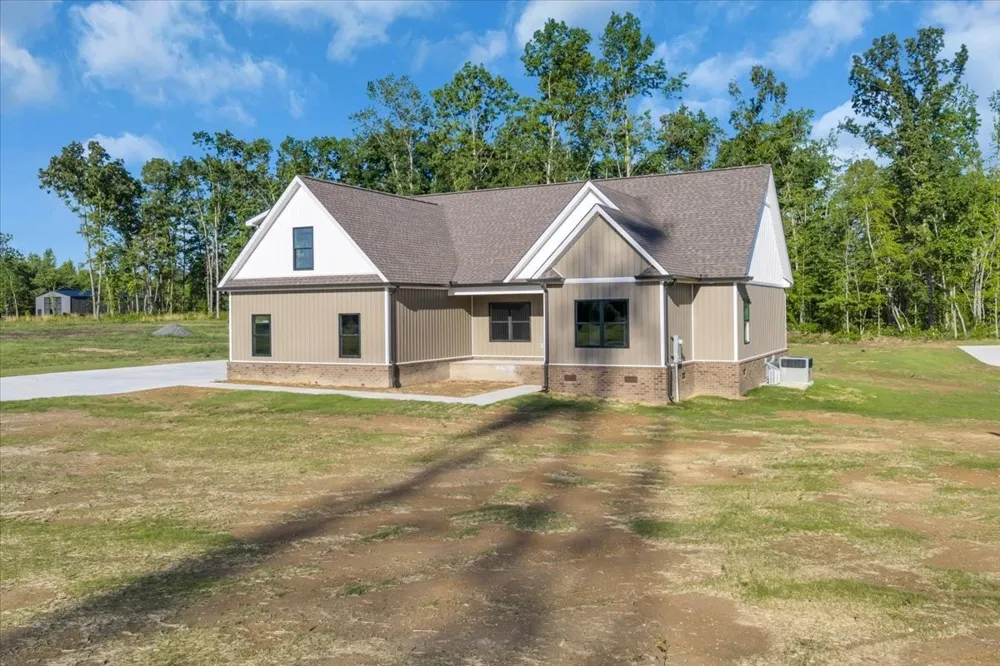 71 Brinkley Road Wartrace, TN 37183