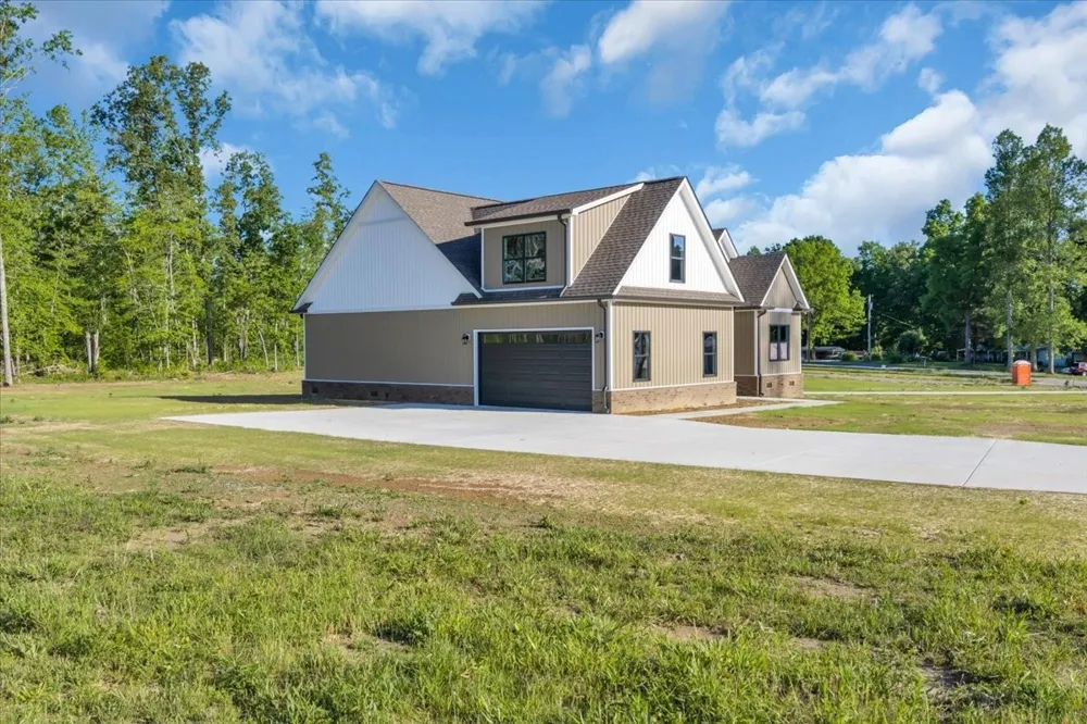 71 Brinkley Road Wartrace, TN 37183