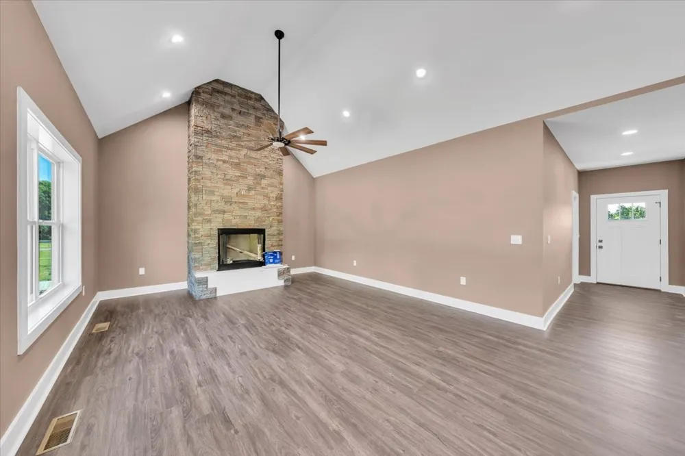 71 Brinkley Road Wartrace, TN 37183