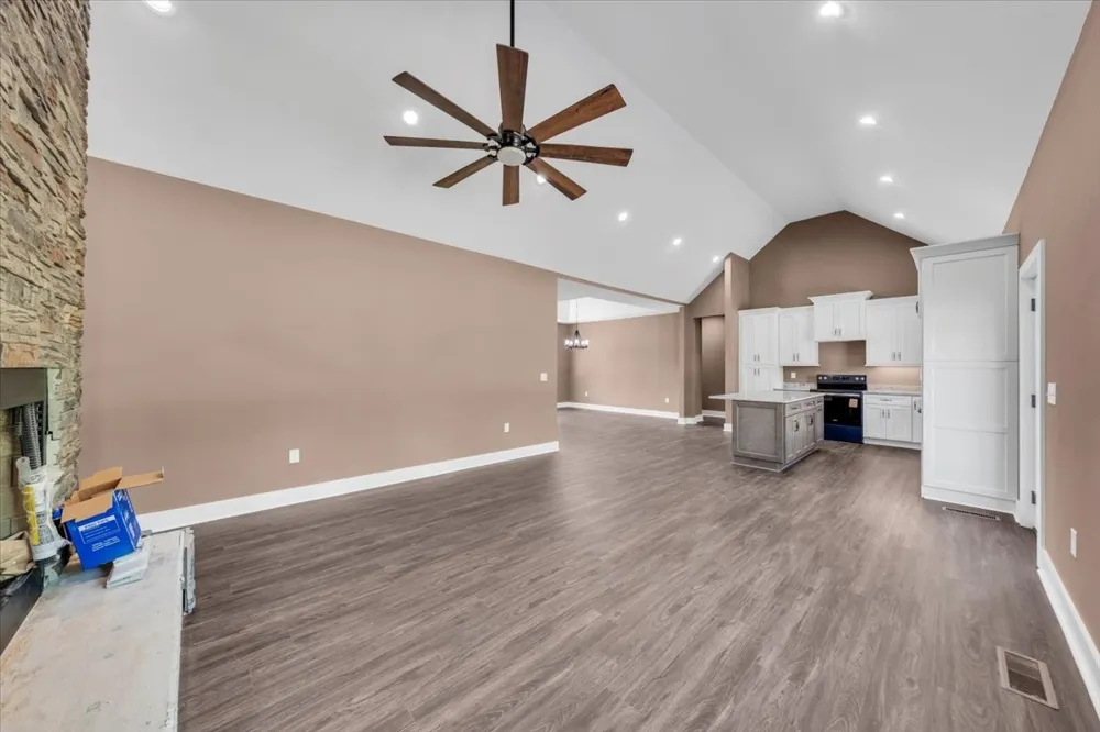 71 Brinkley Road Wartrace, TN 37183