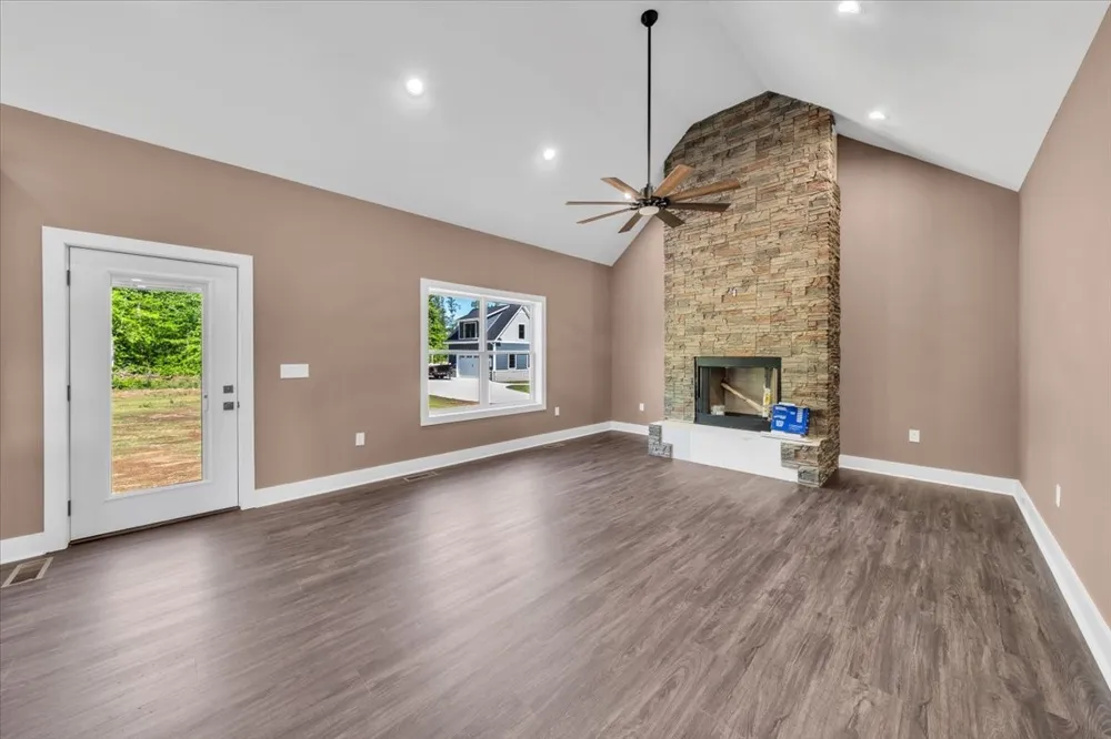 71 Brinkley Road Wartrace, TN 37183